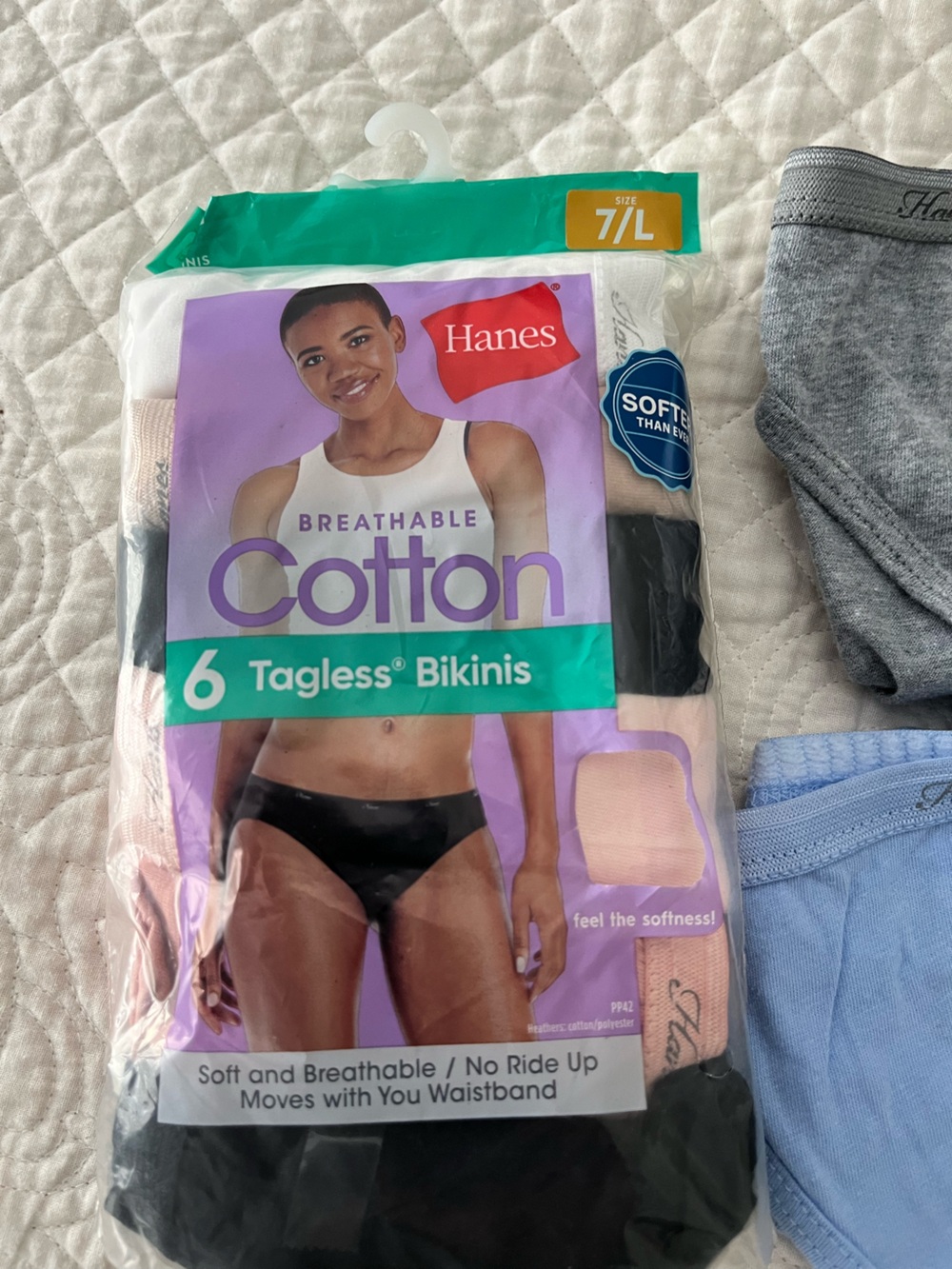 NEW-12 Pair of Hanes Cotton Tag-less Bikini Underwear